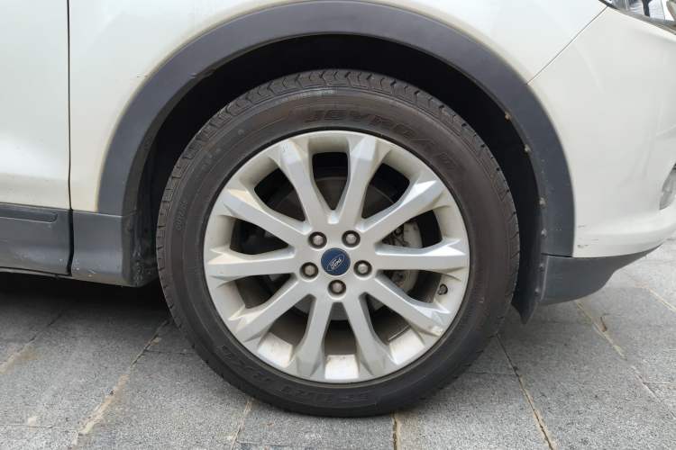 Used Ford Kuga 2013 1.6L GTDi Two-Wheel-Drive Comfort Model