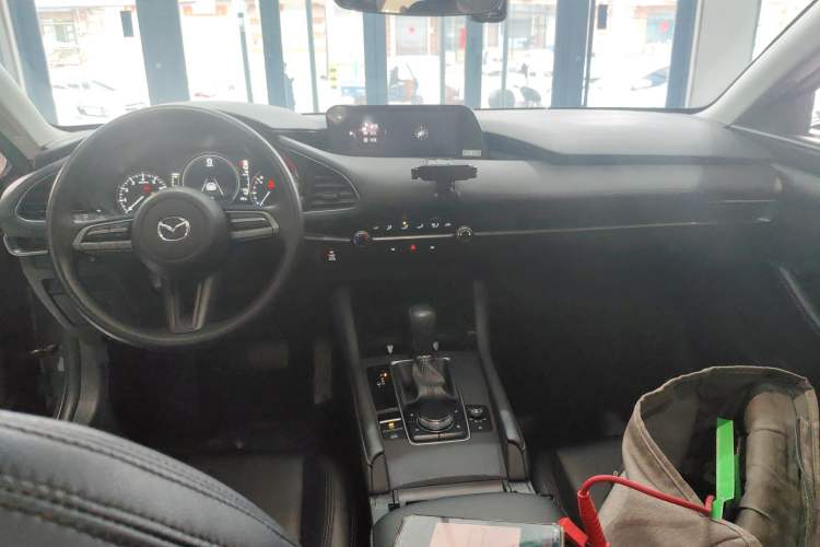 Used Mazda 3 Axela 2020 1.5L Automatic Zhiyue Sunroof Version Center Console