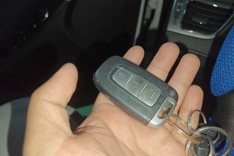 Used Hyundai Elantra (5th Generation / Langdong) 2012 1.6L Automatic Prestige Model Vehicle Key