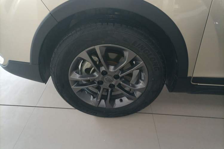 Used Geely Auto Vision X3 2020 1.5L CVT Elite Edition
