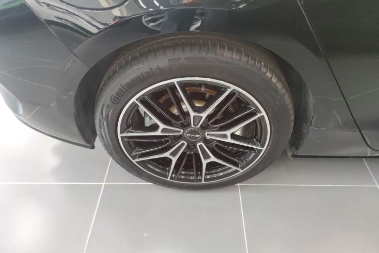 Used BYD Seal 2025 650 Zhihang Edition Right Rear Wheel Hub