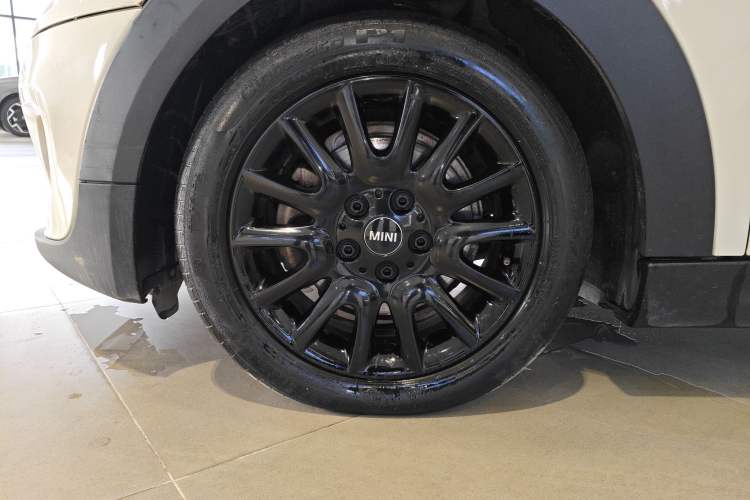 Used MINI MINI 2017 1.5T COOPER Ice Blue Limited Edition Five-Door Version