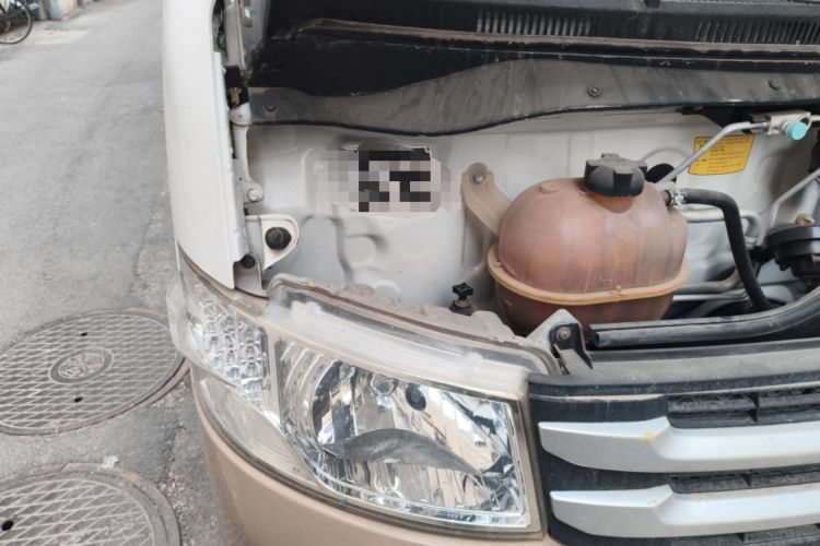 Used Foton Scenic G7 2017 2.0L Short-Wheelbase Commercial Van High Roof 6-Seater 4Q20M