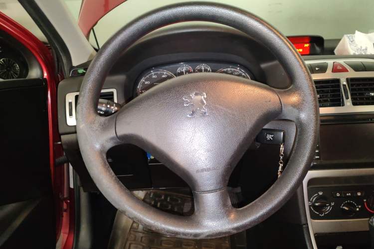 Used Peugeot 307 2006 2.0L Automatic Drive Version
