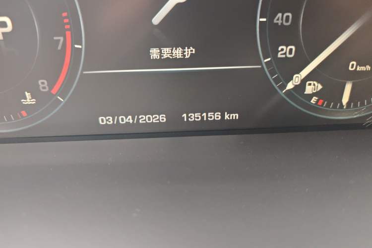 Used Land Rover Range Sport 2016 3.0 SC V6 HSE DYNAMIC Odometer Close Up