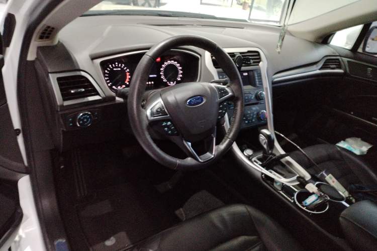 Used Ford Mondeo 2013 1.5L GTDi180 Fashion Edition Steering Wheel