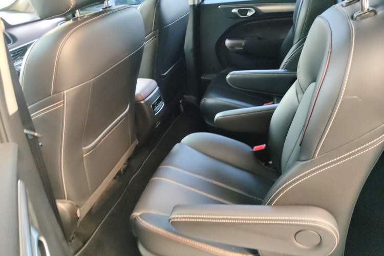 Used GAC Trumpchi M6 2023 PRO 270T DCT Luxury Edition
