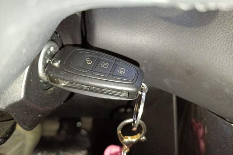 Used Ford Focus 2018 Sedan Classic 1.6L Automatic Trendy SmartDrive Edition
