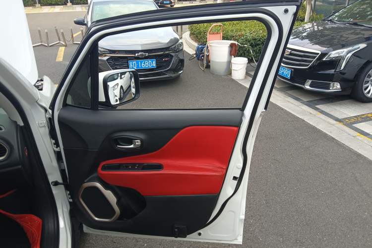 Used Jeep Renegade 2017 180T Automatic High-Energy Version