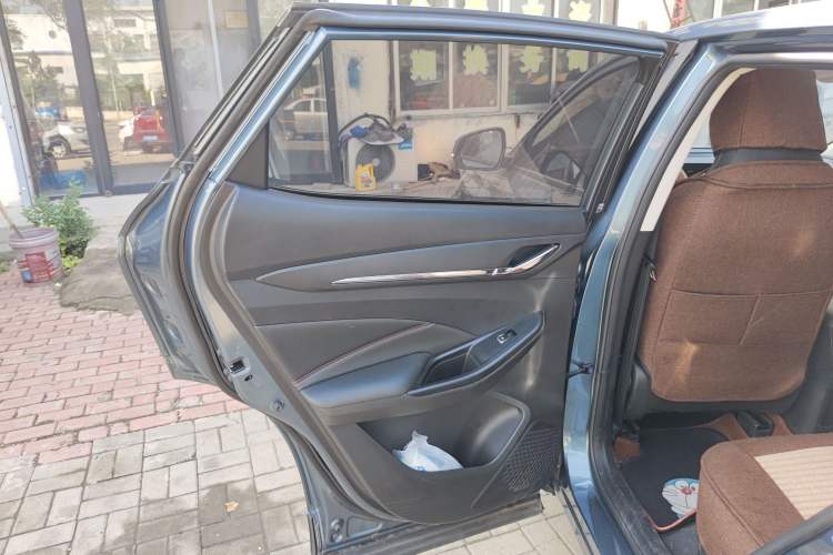 Used CHANGAN OSHAN X5 2021 Revised Version 1.6L Manual Luxury Edition
