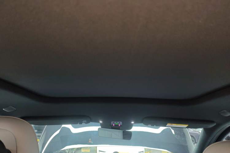 Used Nio ES6 2025 75 kWh Headliner