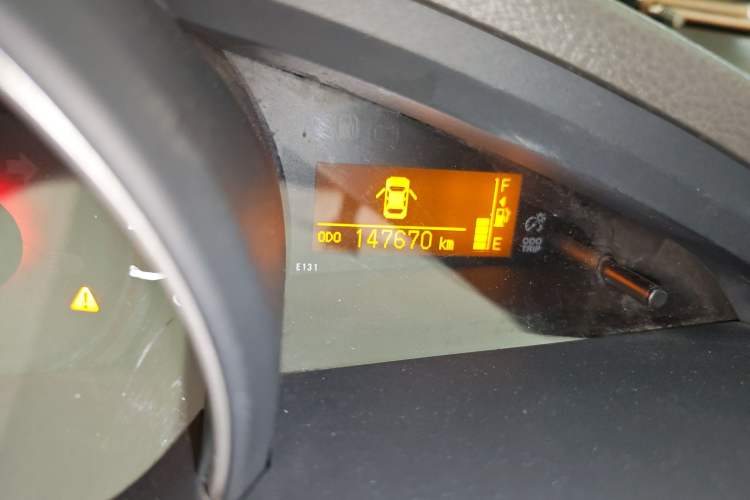 Used Toyota Verso 2015 180E CVT Crossover Edition Odometer Close Up