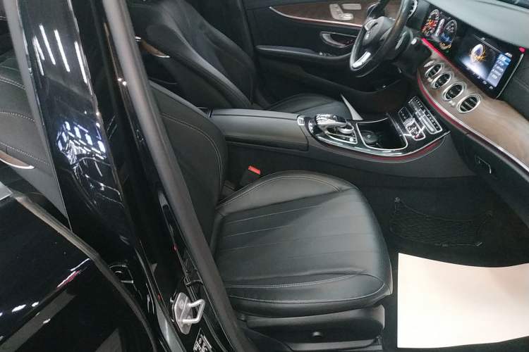 Used Mercedes-Benz E-Class 2016 E 300 L Stylish Model
