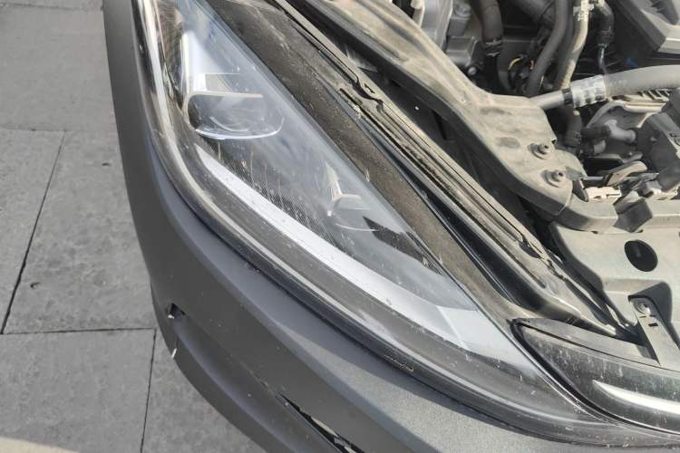 Used Volkswagen Lamando 2024 Lavida L 280TSI DSG Cool & Spicy Edition Right Front Headlight