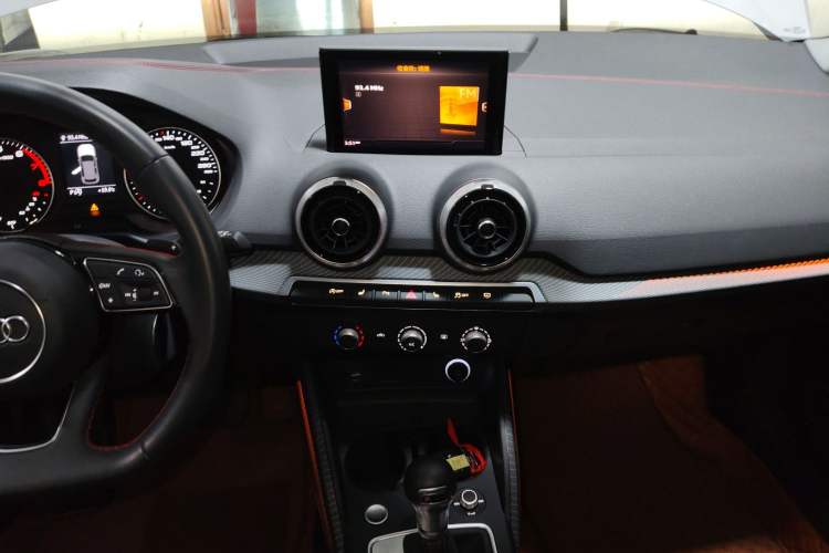 Used Audi Q2L 2022 35 TFSI Progressive Dynamic Edition
