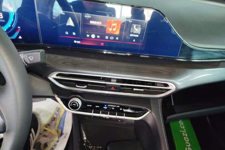 Used Changan Eado 2020 PLUS Million Edition 1.6L GDI CVT Luxury Model