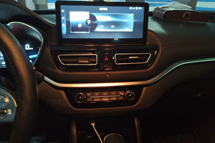 Used Bestune T33 2021 1.2T DCT Luxury Model
