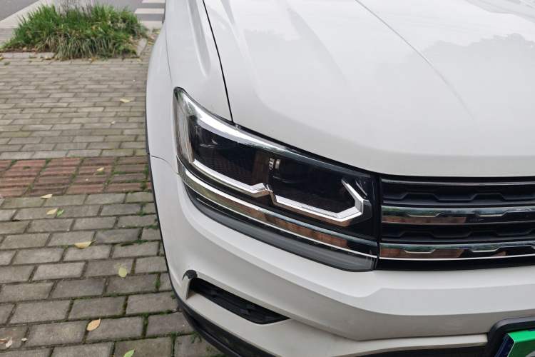 Used Volkswagen Tharu 2020 280TSI Two-Wheel Drive Luxury Edition China VI Standard
