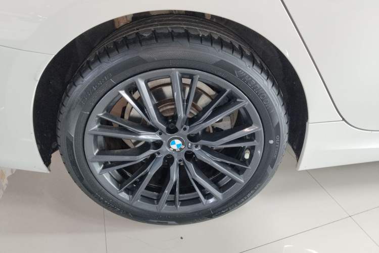 Used BMW 3 Series 2023 325i M Sport Night Edition Package
