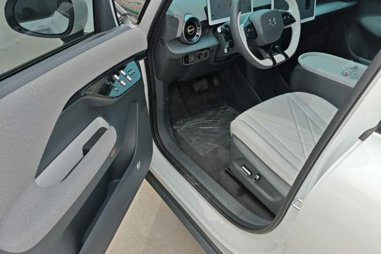 Used ARCFOX Kaola S 2024 AIR Driver Seat