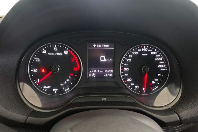 Used Audi Q2L 2020 35 TFSI Fashion Dynamic Model
