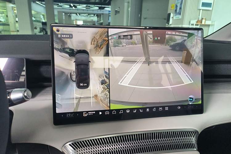 Used XPeng X9 2024 702 Ultra-Long Range Max