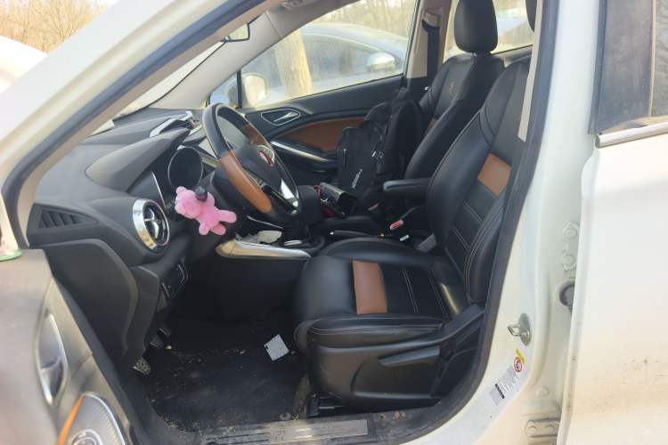 Used BYD Yuan 2016 1.5L Manual Luxury Version
