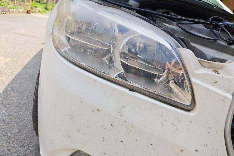 Used Peugeot 301 2014 1.6L Manual Comfort Edition Right Front Headlight