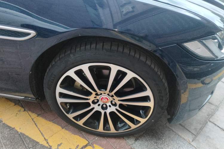 Used Jaguar XFL 2021 XFL 2.0T P250 Two-Wheel-Drive Luxury Deluxe Edition