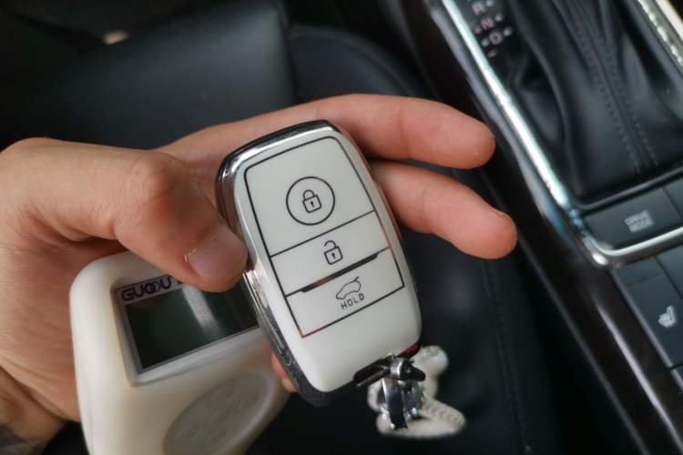 Used Kia K5 2016 2.0L Automatic LUX
