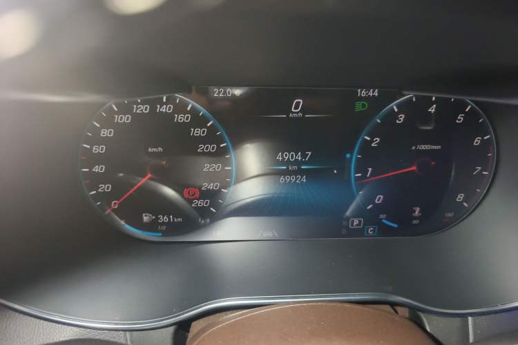 Used Mercedes-Benz GLC 2021 GLC 300 L 4MATIC Dynamic Model
