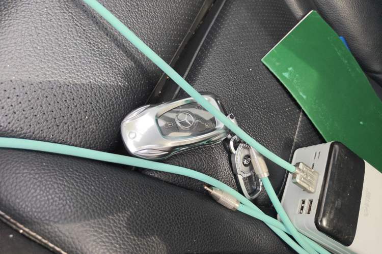 Used Mercedes-Benz C-Class 2015 C 200 L 4MATIC Sport Edition Vehicle Key