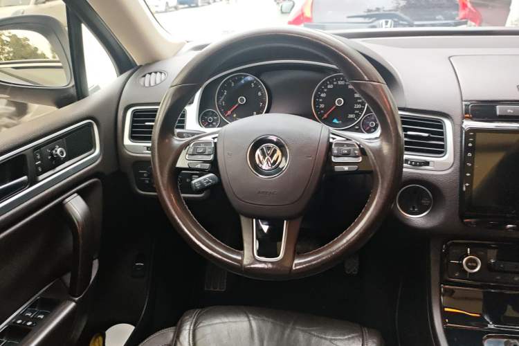 Used Volkswagen Touareg 