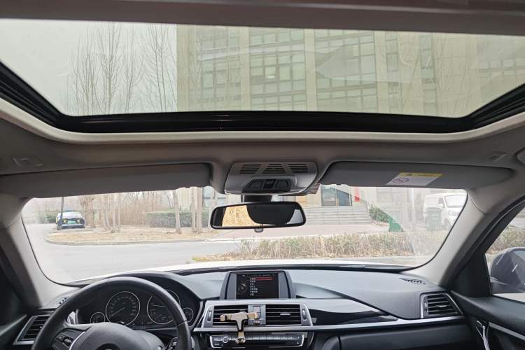 Used BMW 3 Series 2017 320Li Fashion Model Headliner