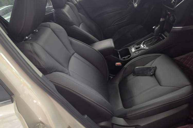 Used Subaru Forester 2021 2.0i Luxury Edition Right Front Seat