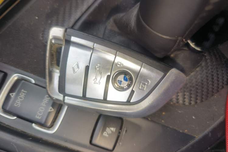 Used BMW 3 Series 2013 320Li Fashion Design Package