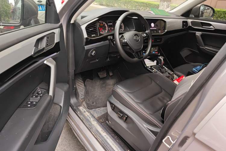 Used Volkswagen Tayron 2020 330TSI Two-Wheel Drive Luxury Smart Connectivity Version
