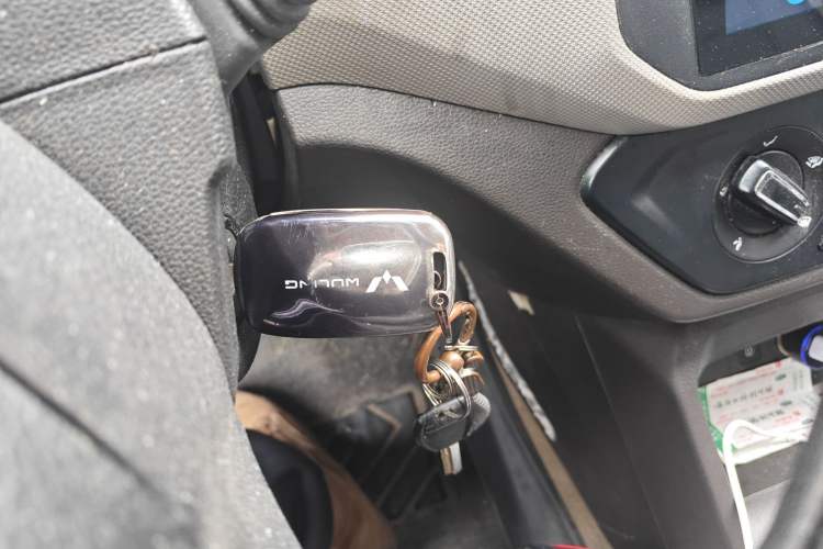 Used Wuling Hongguang 2021 1.5L Revised S Standard Version with Electric Power Steering LAR