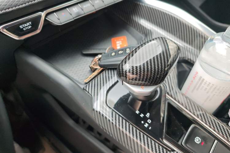 Used Geely Auto Preface 2021 2.0TD Luxury Version Gear Lever