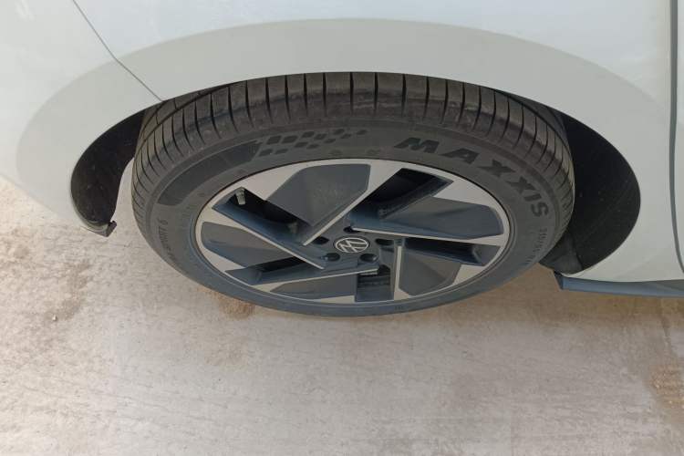 Used Volkswagen ID.3 2025 Smart Edition Outstanding Model Exterior 5