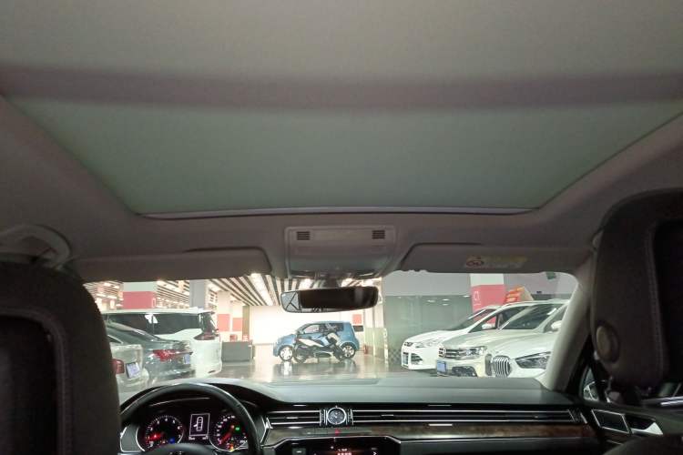 Used Volkswagen Magotan 2019 330TSI DSG Luxury Version China VI Standard
