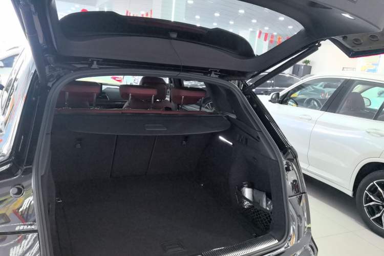 Used Audi Q5L 2022 40T Fashionable and Dynamic Model