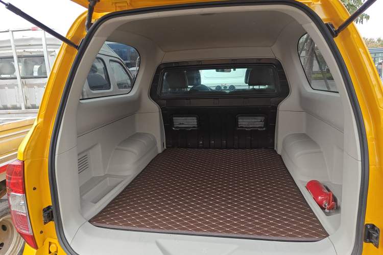 Used Dongfeng Palazzo 2021 1.8T Manual Two-Wheel Drive Elite Edition