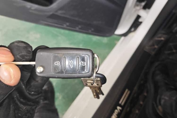 Used Volkswagen Lavida 2017 1.6L Manual Fashion Edition
