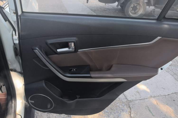 Used Land X5 2016 Plus 1.5T CVT Leading Edition