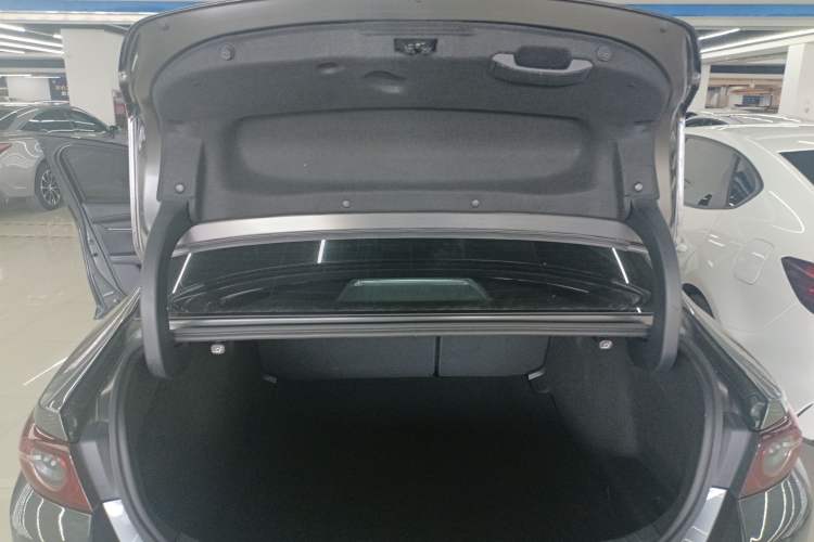 Used Mazda Mazda 3 Axela 2023 2.0L Automatic Zhiya Edition
