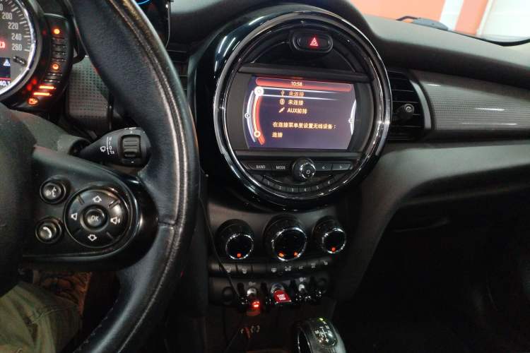 Used MINI 2015 1.5T COOPER Excitement Five-Door Edition Audio And AC Panel