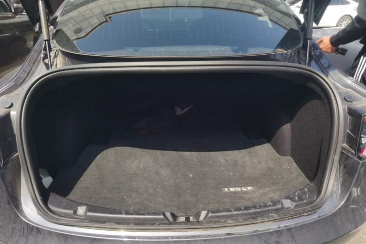 Used Tesla Model 3 2019 Standard Range Rear-Drive Upgraded Version