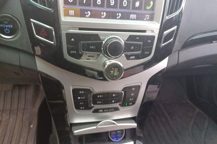 Used BYD e5 2016 300 Luxury Edition
