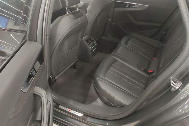 Used Audi A4L 2024 40 TFSI quattro RS Performance Package
